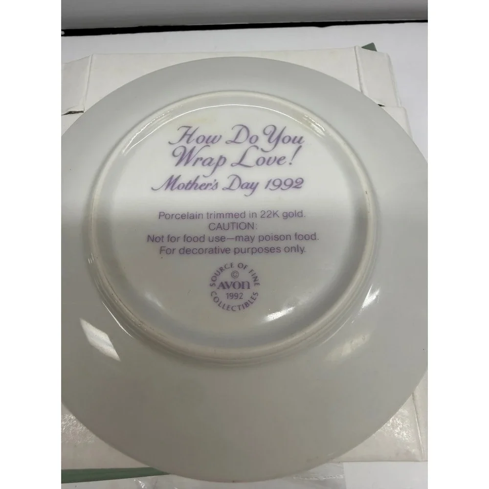 Avon Mothers Day Plates 1991 1992 Vintage Porcelain 22K Gold Trim Set of 2